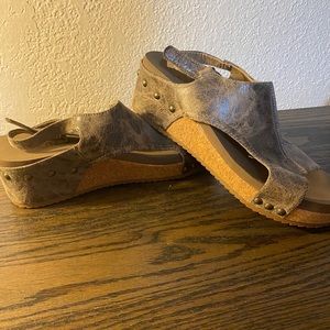 Boutiques by Corkys Sandals